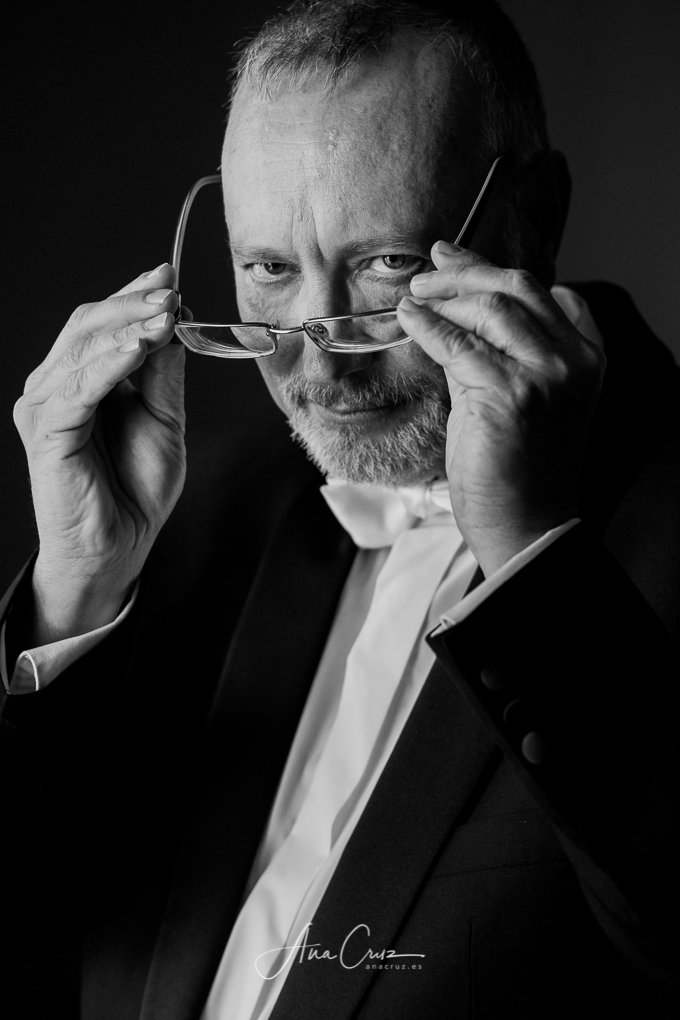 EL RETRATO, un trabajo personal y profesional EL RETRATO, un trabajo personal y profesional 37I2358